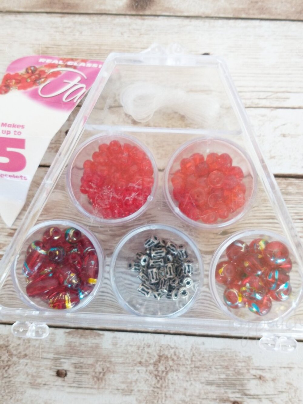 Cousin Fashion Glass Jewelry Kit 5 Bracelet Red Metallics Jewelry Supplies DIY